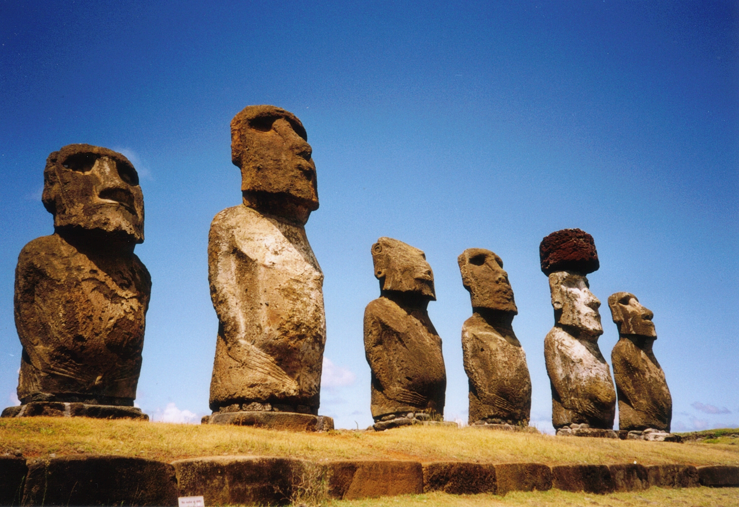 On Ahu, Easter Island by Makemake, via Wikimedia Commons