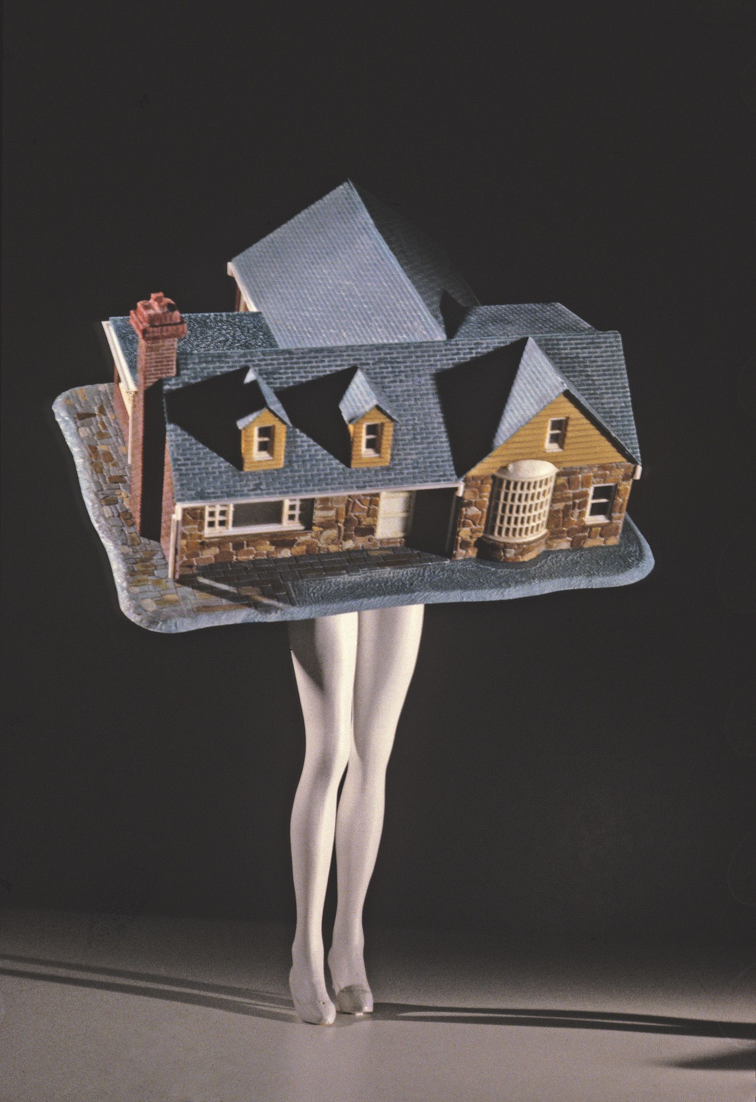 Laurie Simmons, Walking House, 1989