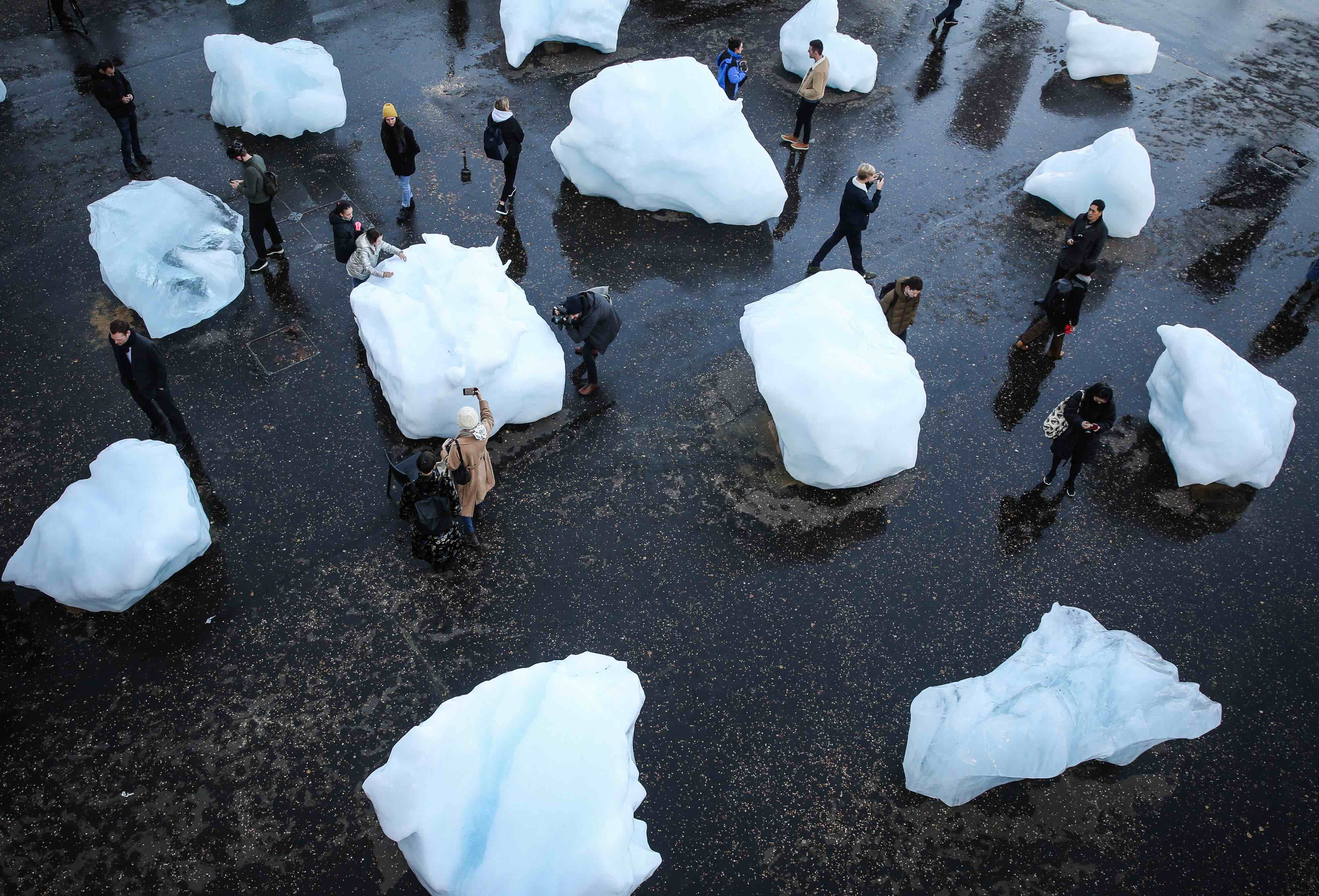 Olafur Eliasson, Ice Watch, Photo: Matt Alexander/PA Wire