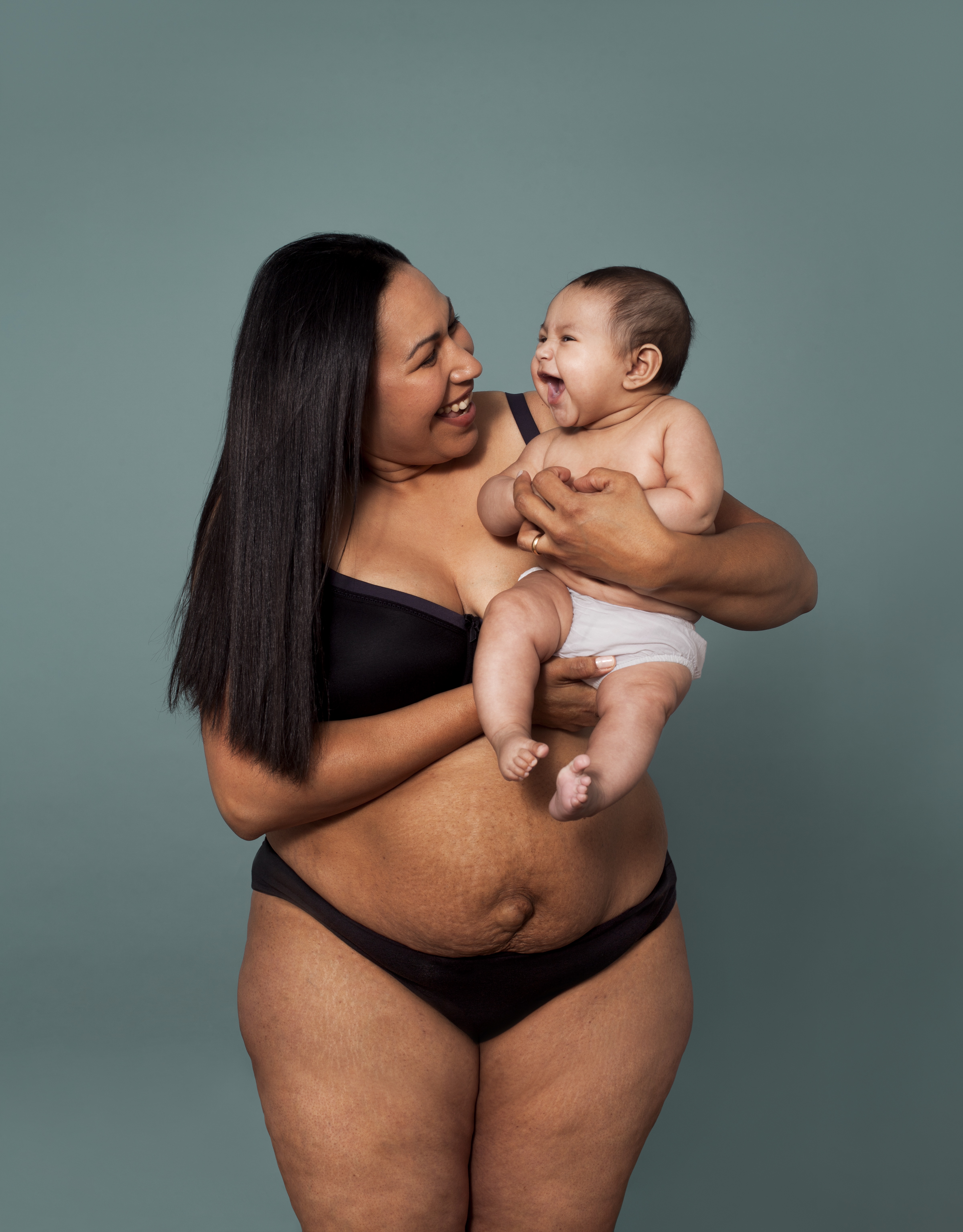 10 photos that celebrate and honour 'imperfect' post-baby bodies - Today's  Parent