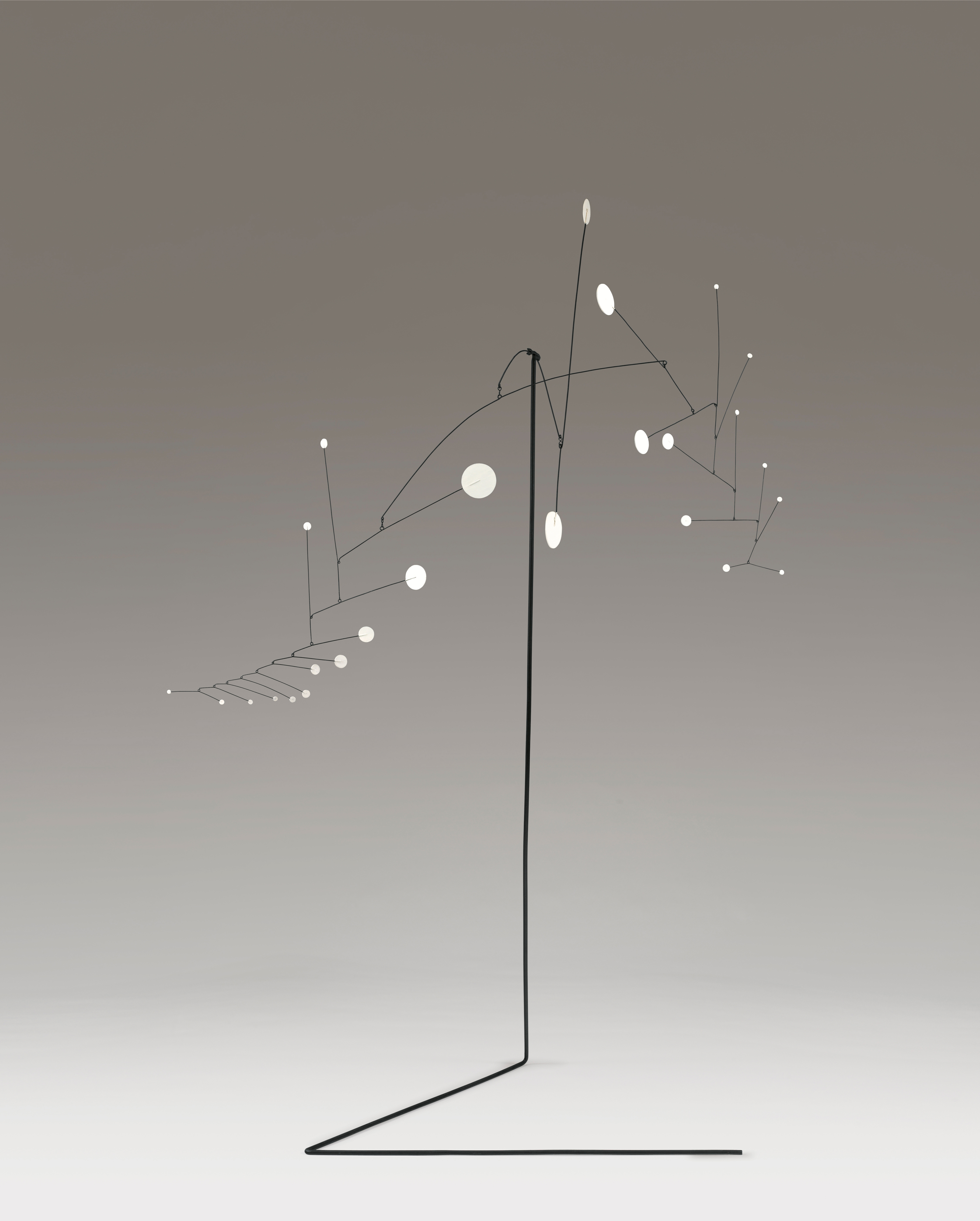 Alexander Calder. Franji Pani, 1955 Â© 2019 Calder Foundation, New York / VEGAP, Santander