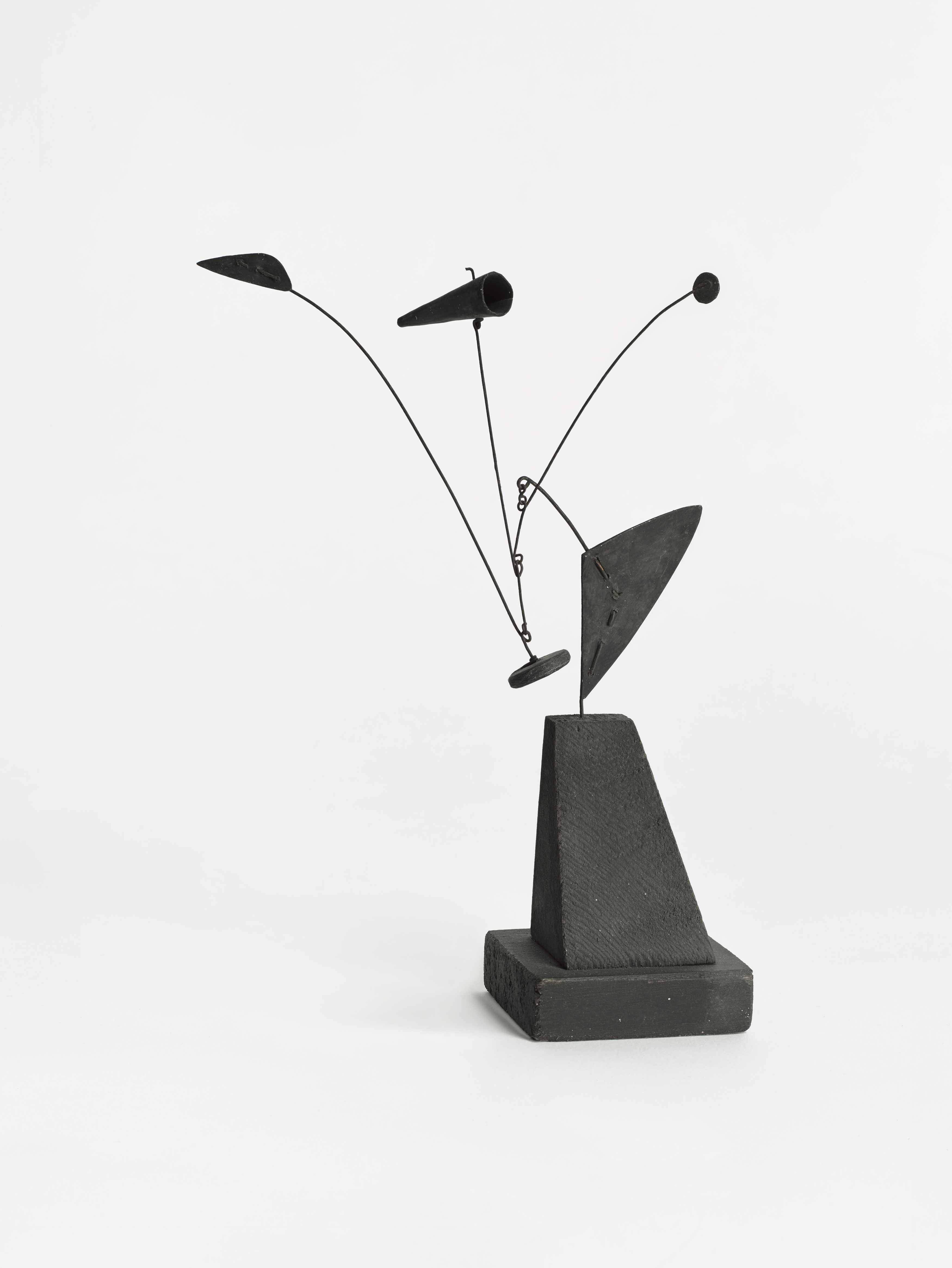 Alexander Calder. Untitled (maquette), 1939 Â© 2019 Calder Foundation, New York / VEGAP, Santander