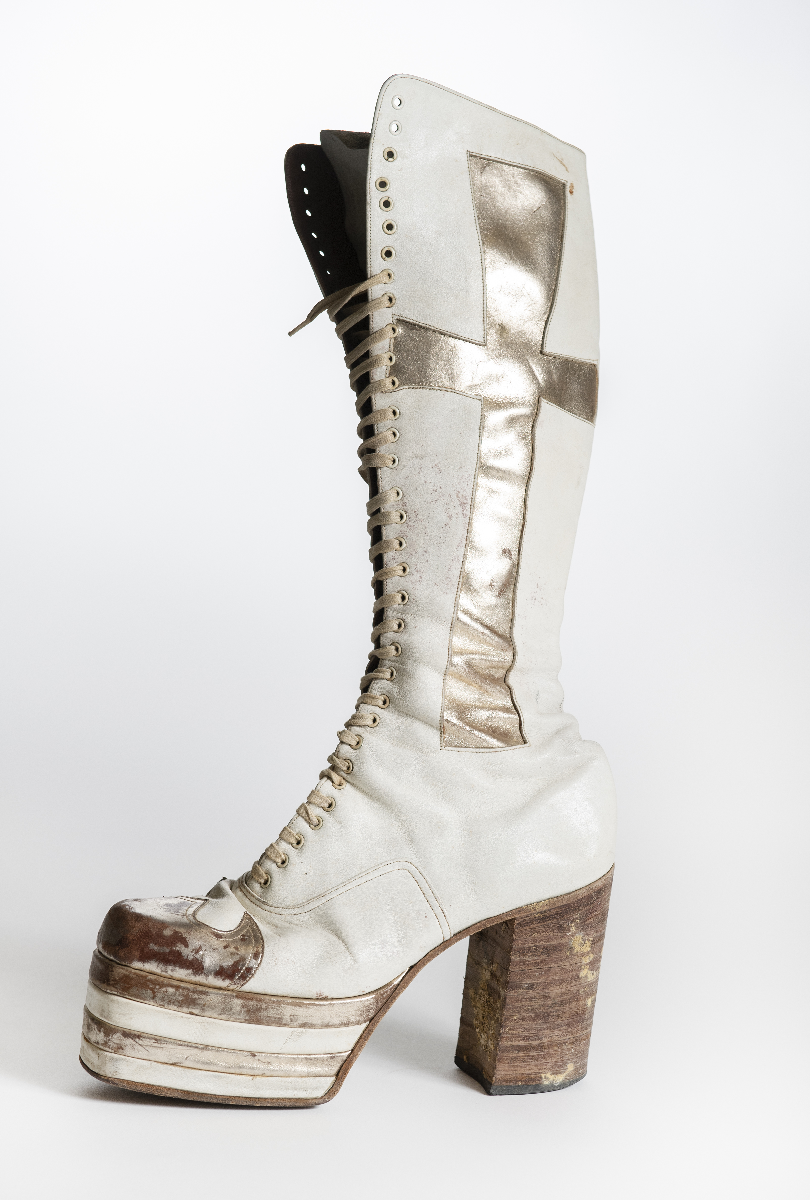 Geezer Butler’s boot worn at Cal Jam 1974 Courtesy of Geezer Butler © Copyright Home of Metal