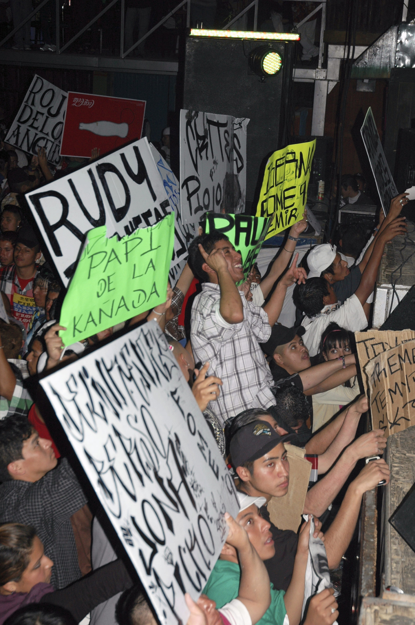 At a cumbia concert of Paco Silva, Lone Star Club, Monterrey_Mexico, 2010,  Mirjam Wirz - ELEPHANT