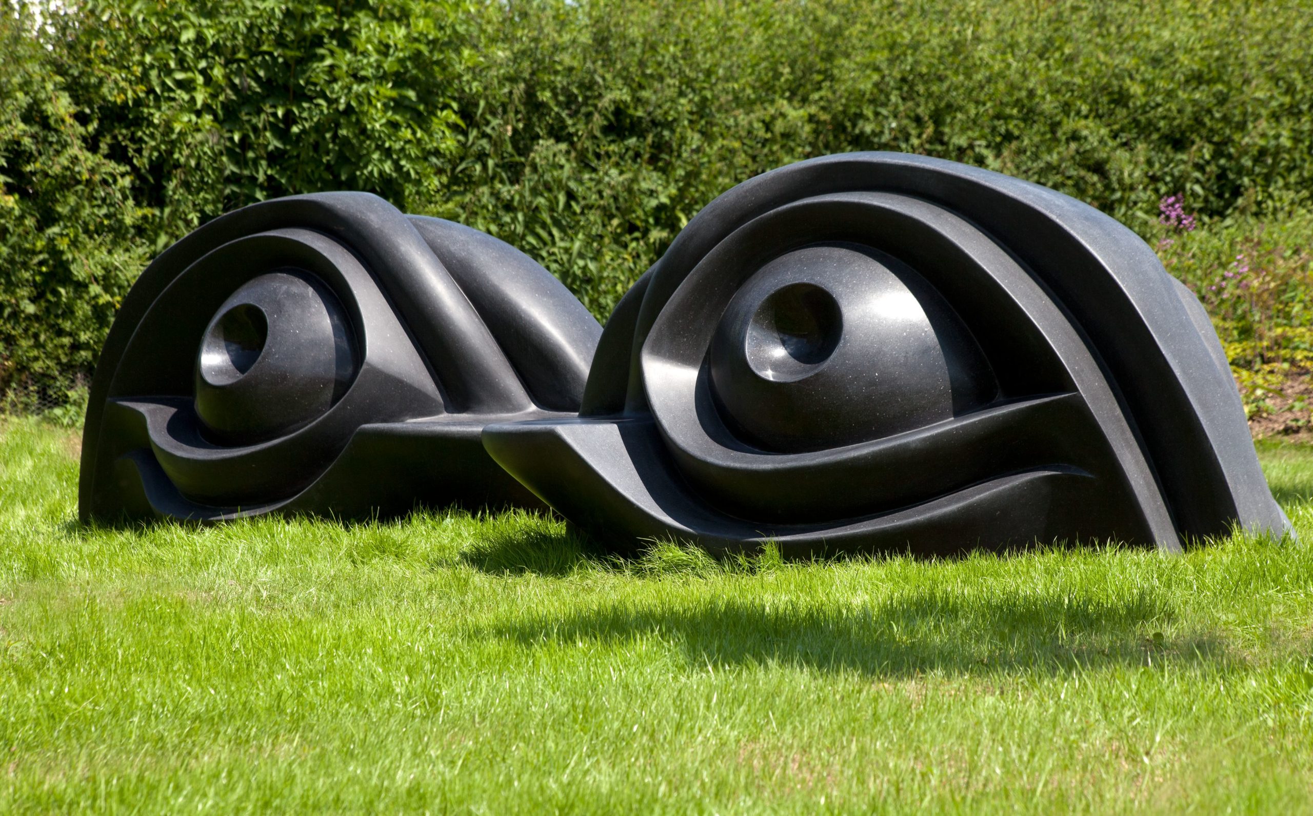 Louise Bourgeois, Eye Benches III, installed at Hauser