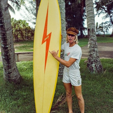 Wayne Rabbit Bartholomew, Ke Iki Road, Oahu, Hawaii 1976 – Photo Jeff Divine