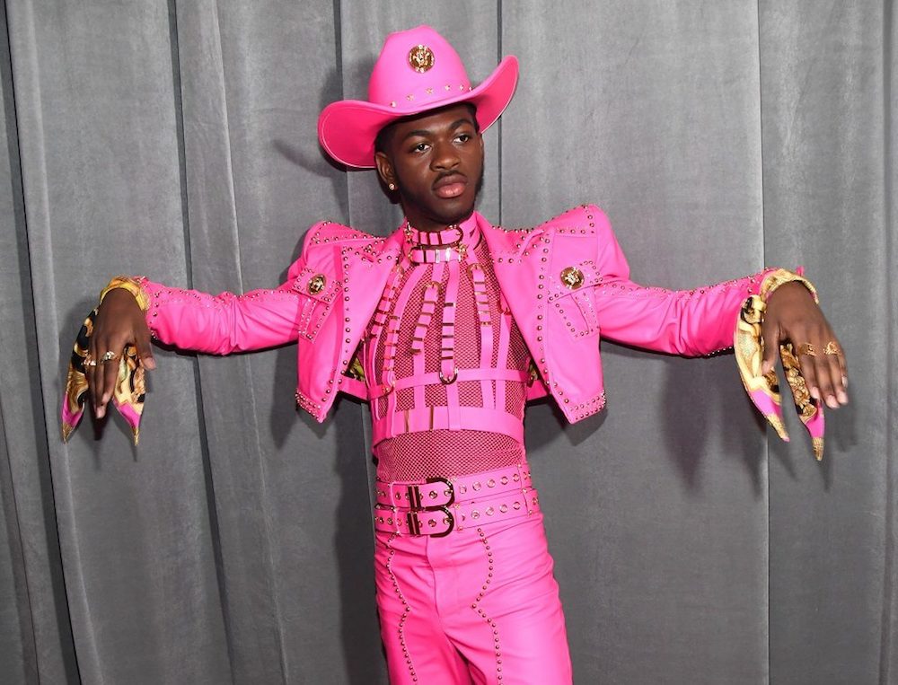 Lil Nas X Wears a Neon Versace Look & More Men in Pink at the 2020 Grammy  Awards