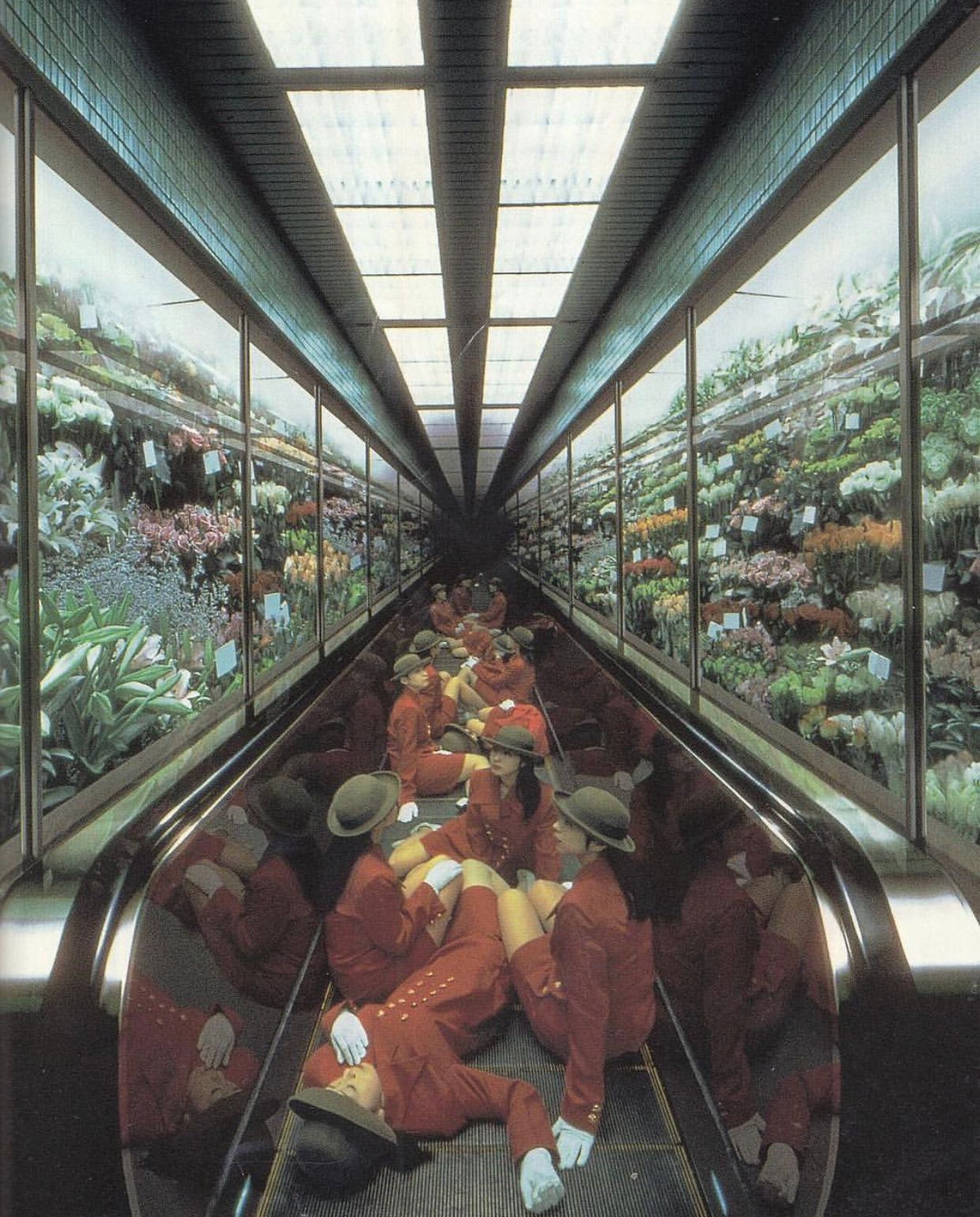 Miwa Yanagi, Elevator Girls, 1994–8 - ELEPHANT