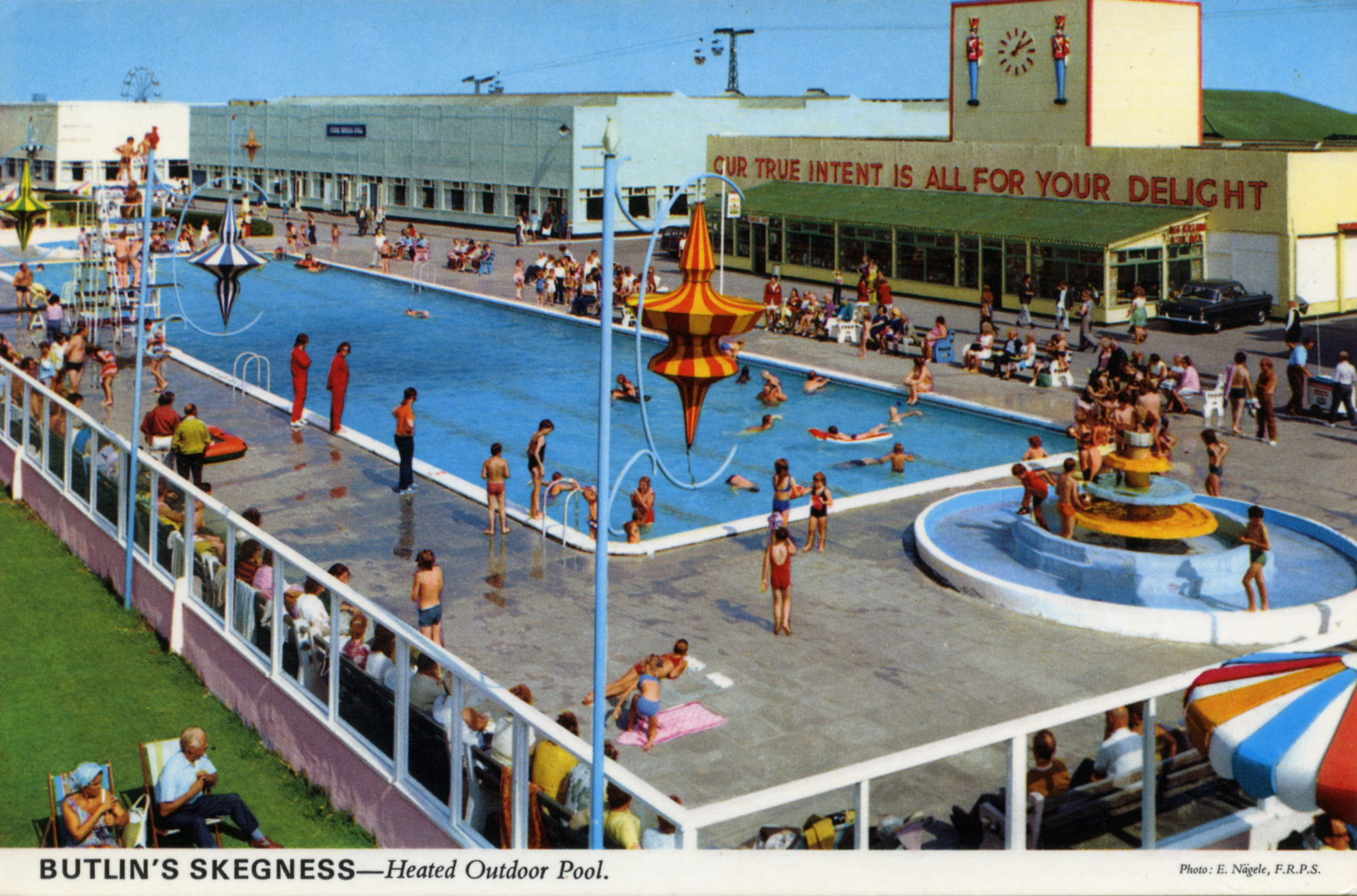 Butlin's Holiday Camp, Skegness, Lincolnshire - Heated Outdoor Pool © The John Hinde Archive / Mary Evans