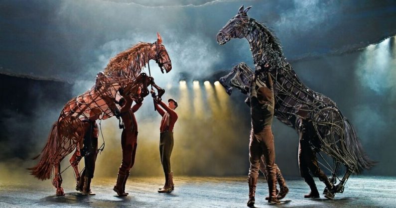 War Horse stage production. Photo by Brinkhoff Mogenburg. Courtesy National Theatre