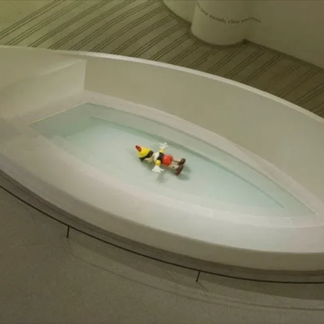 maurizio-cattelan--daddy-daddy