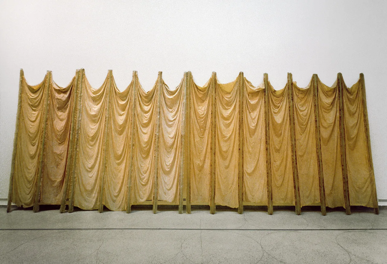 4. Eva Hesse Expanded Expansion 1969. Courtesy of Solomon R. Guggenheim Museum, New York. © The Estate of Eva Hesse